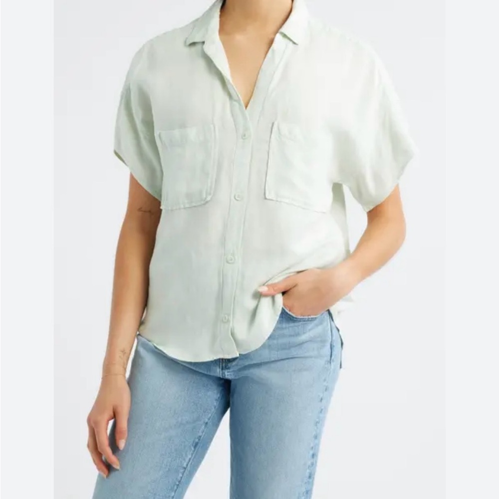 Cloth & Stone cream/beige linen button down shirt